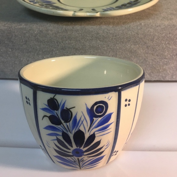 Vintage Quimper Pottery Cup & Saucer Set - Picture 11 of 16